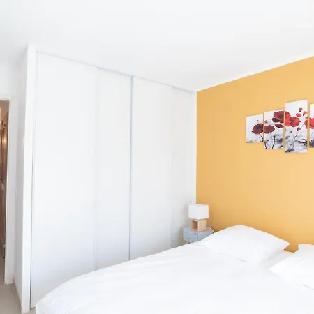 Bright Cocoon With Pool And Sea View סן-מקסים