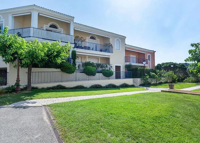 Bright Cocoon With Pool And Sea View Appartement *